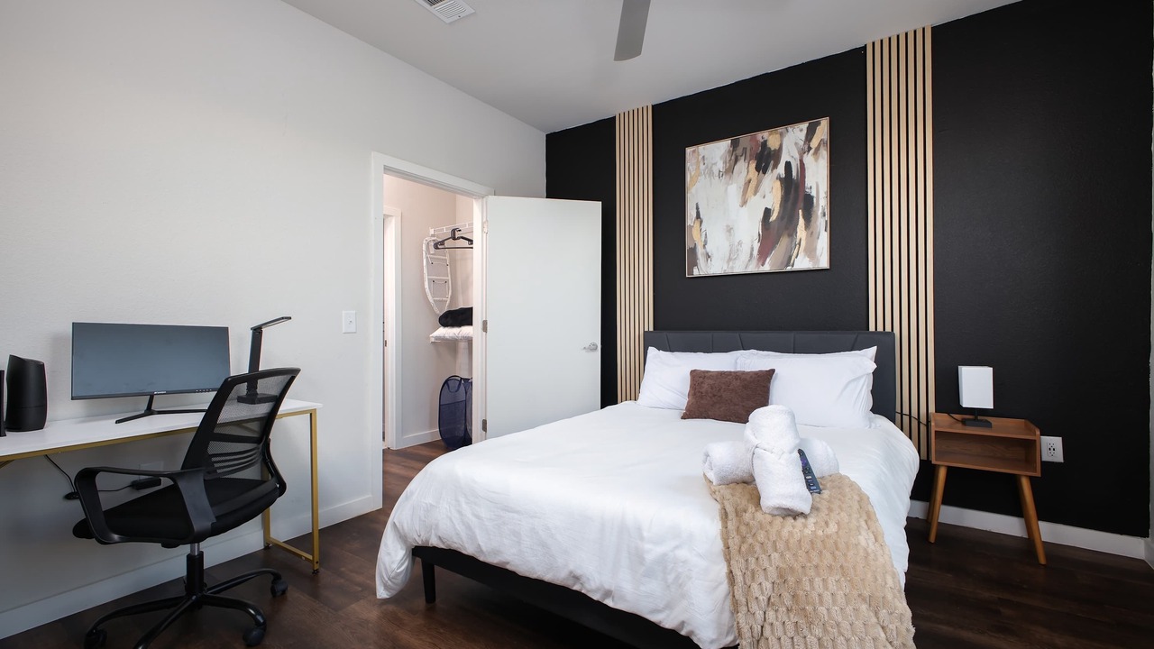 Photo of Bedroom in Southtown