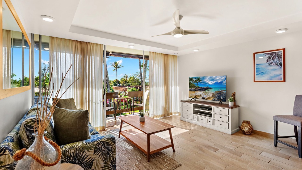 Photo of Livingroom in Napili