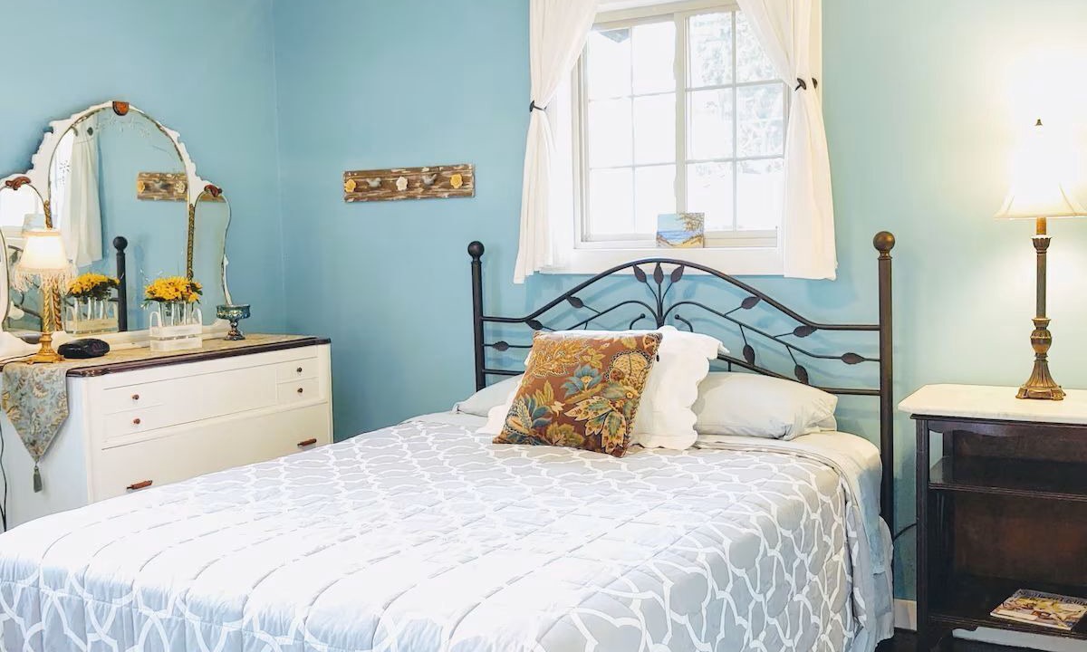 Photo of Bedroom in Harbert
