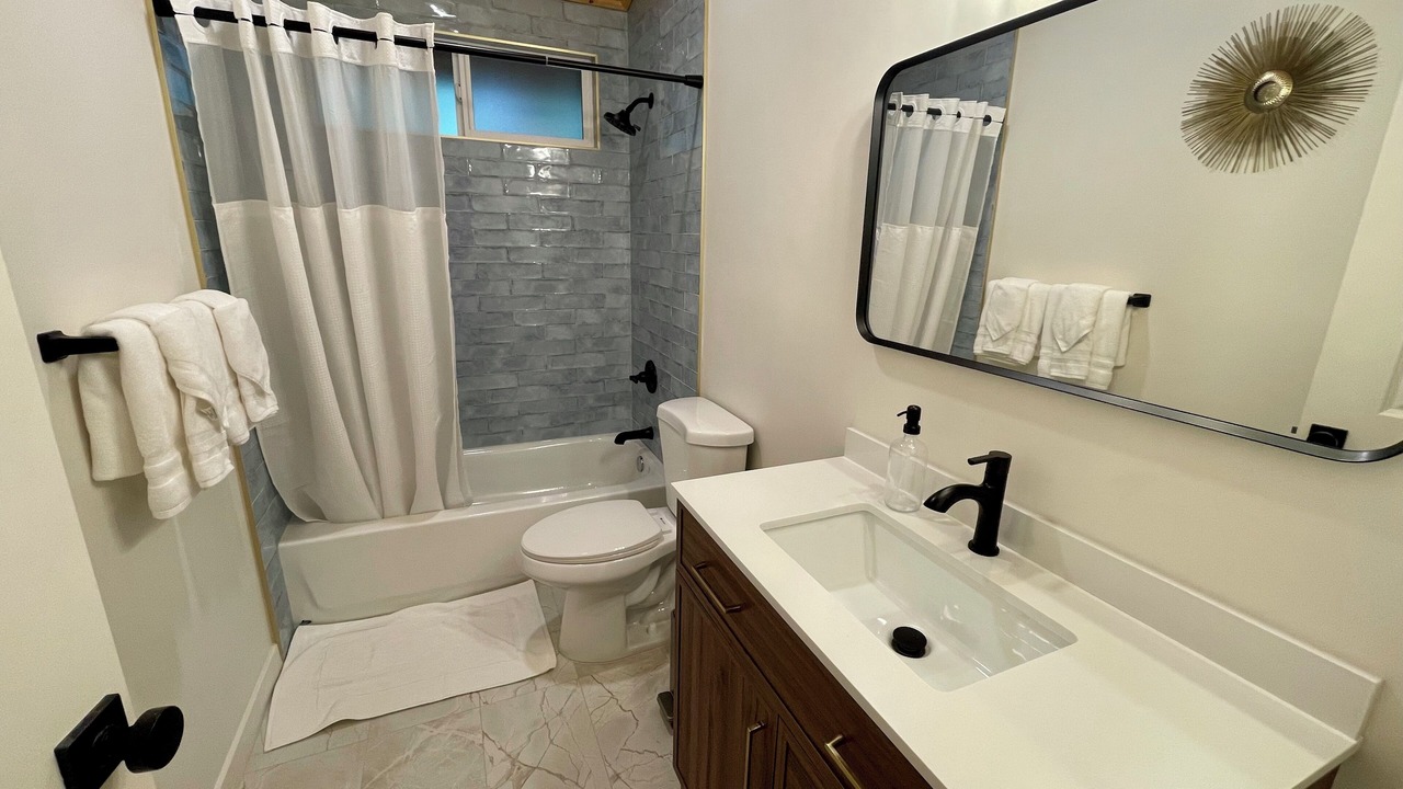 Photo of Bathroom in Volcano