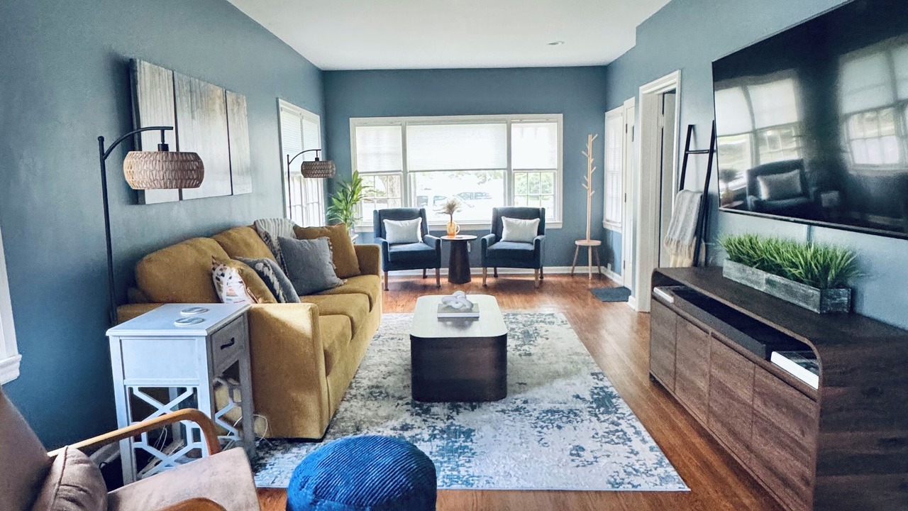Photo of Livingroom in South Bend