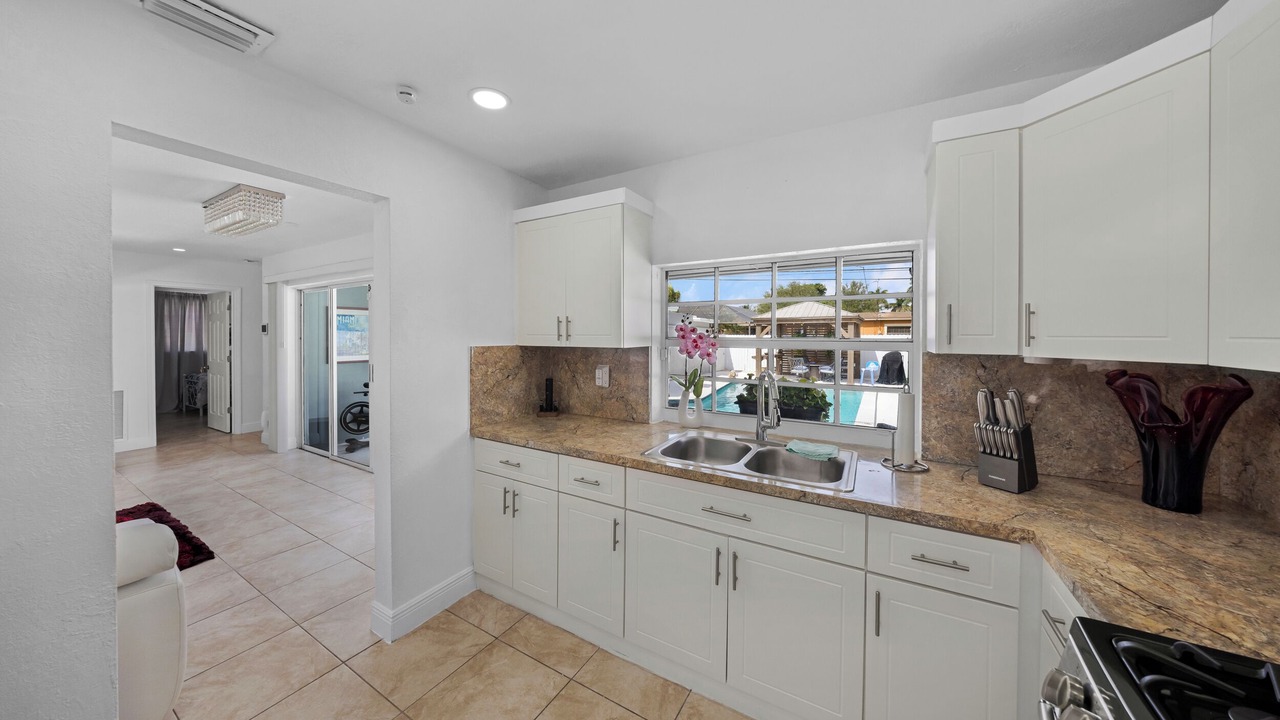 Photo of Kitchen in Miami Gardens