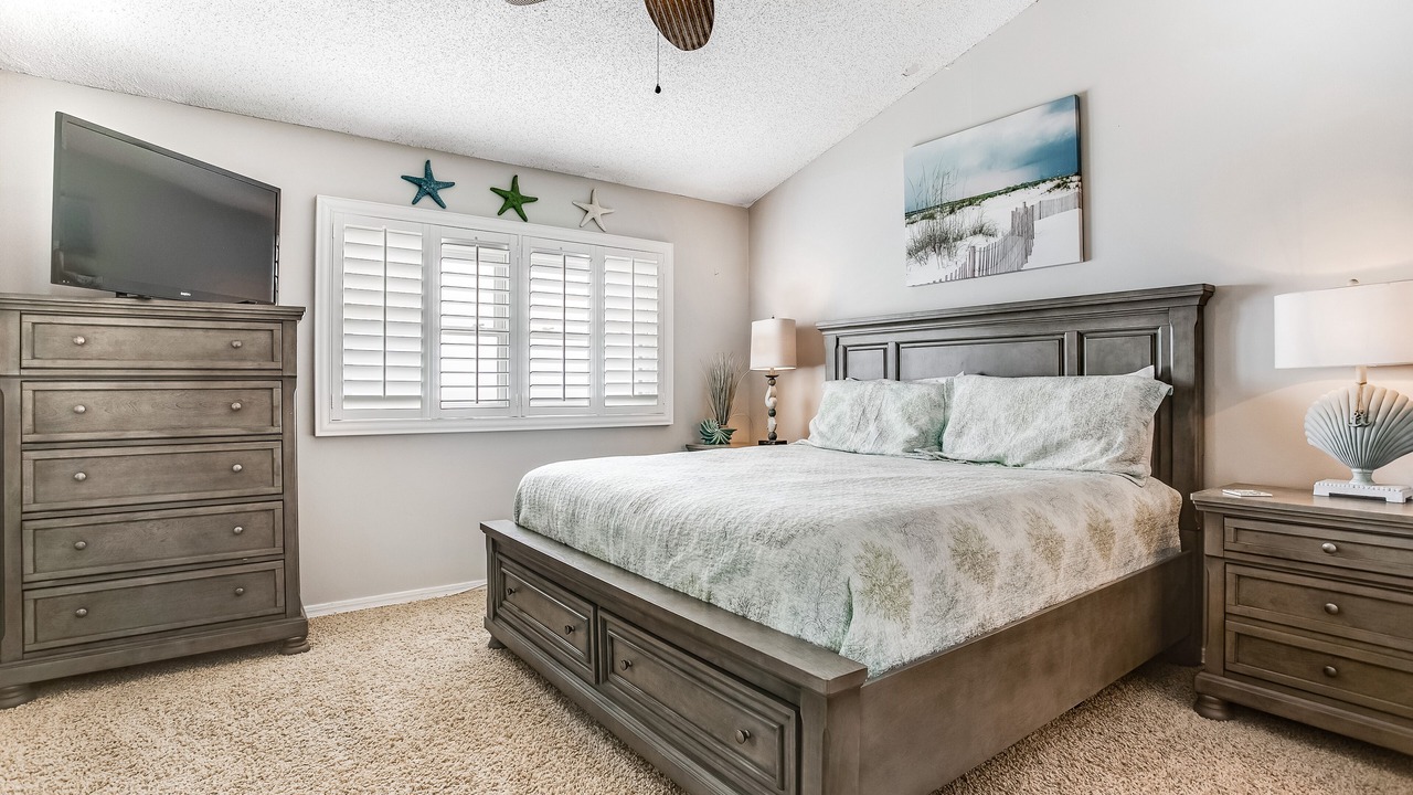 Photo of Bedroom in American Beach