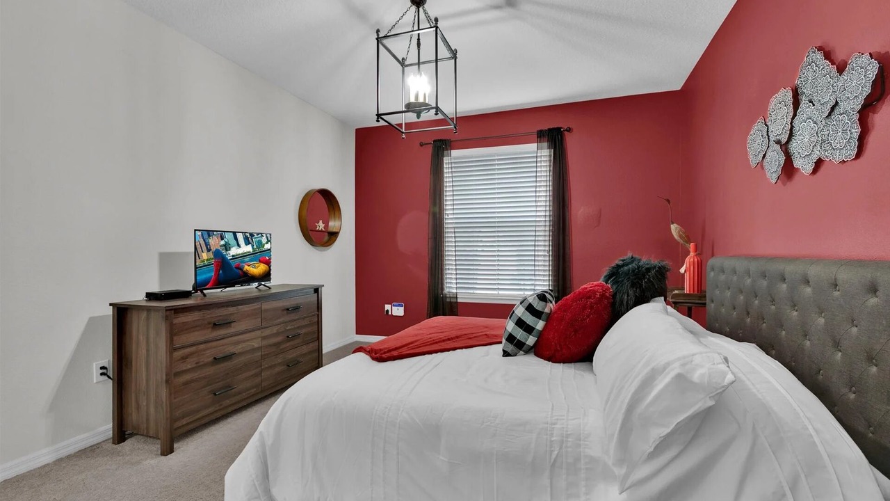 Photo of Bedroom in Bay Lake
