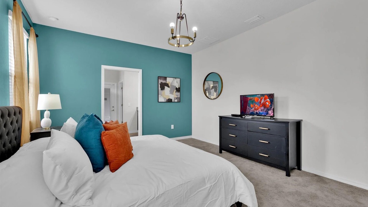 Photo of Bedroom in Bay Lake