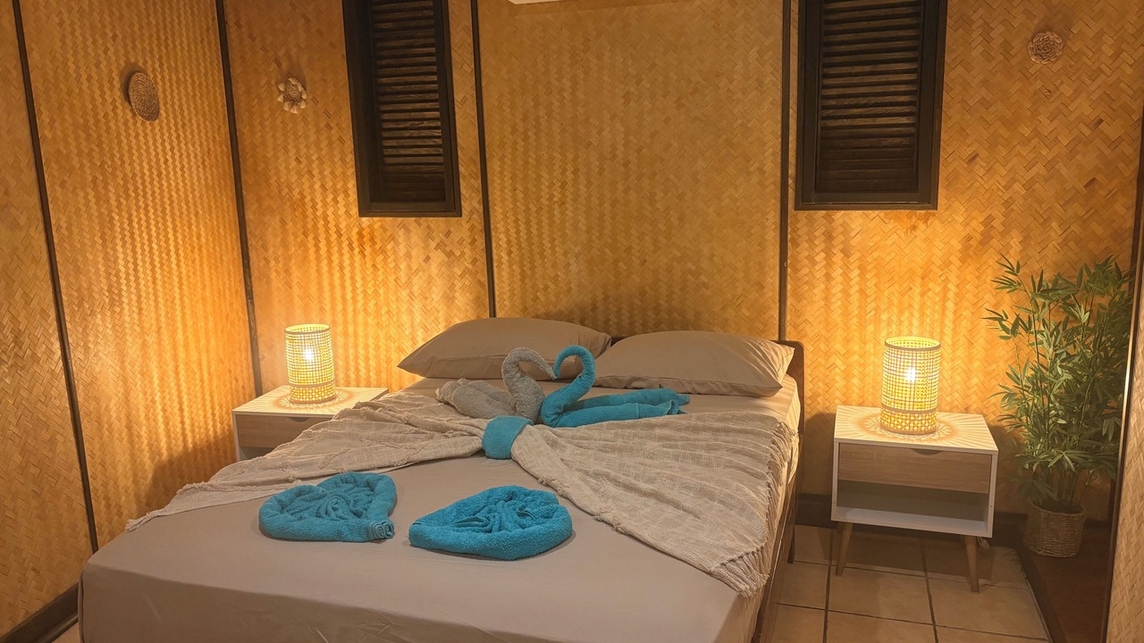 Photo of Bedroom in Cook's Bay