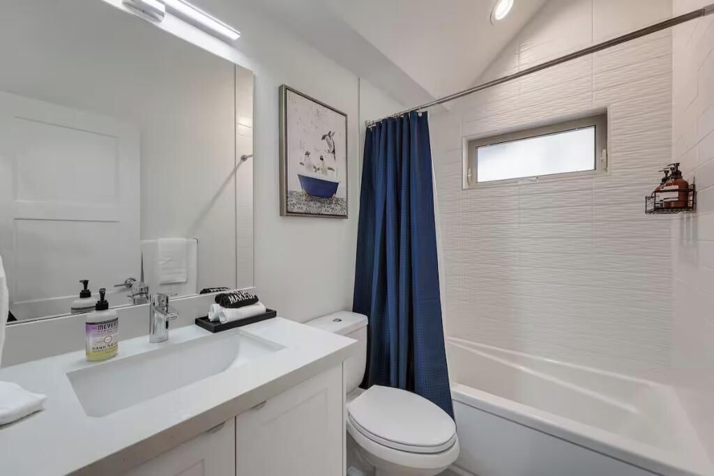 Photo of Bathroom in North Admiral