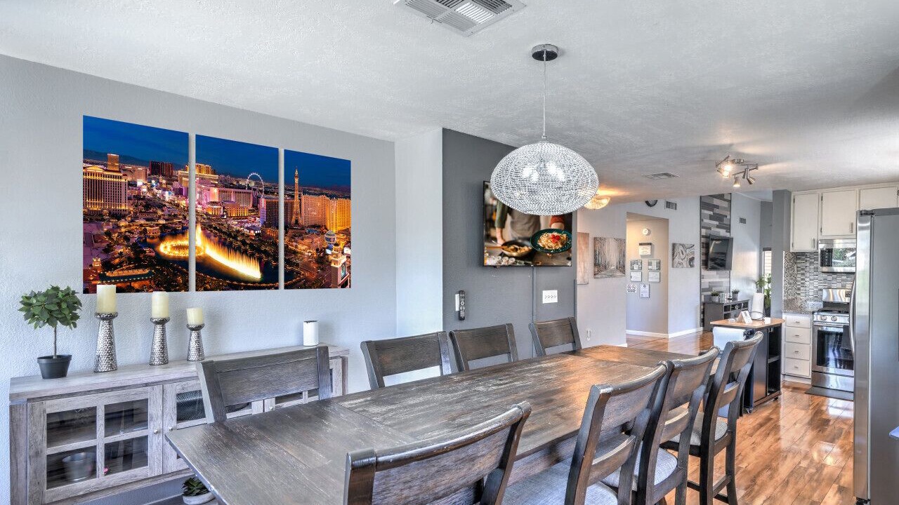 Photo of Livingroom in Green Valley North