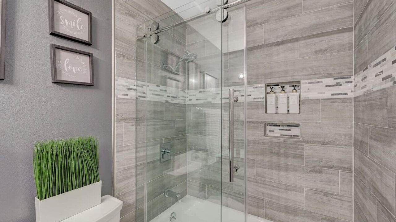 Photo of Bathroom in Green Valley North