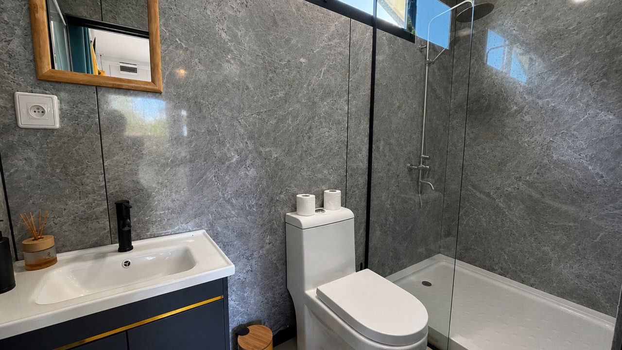 Photo of Bathroom in Moorea-Maiao