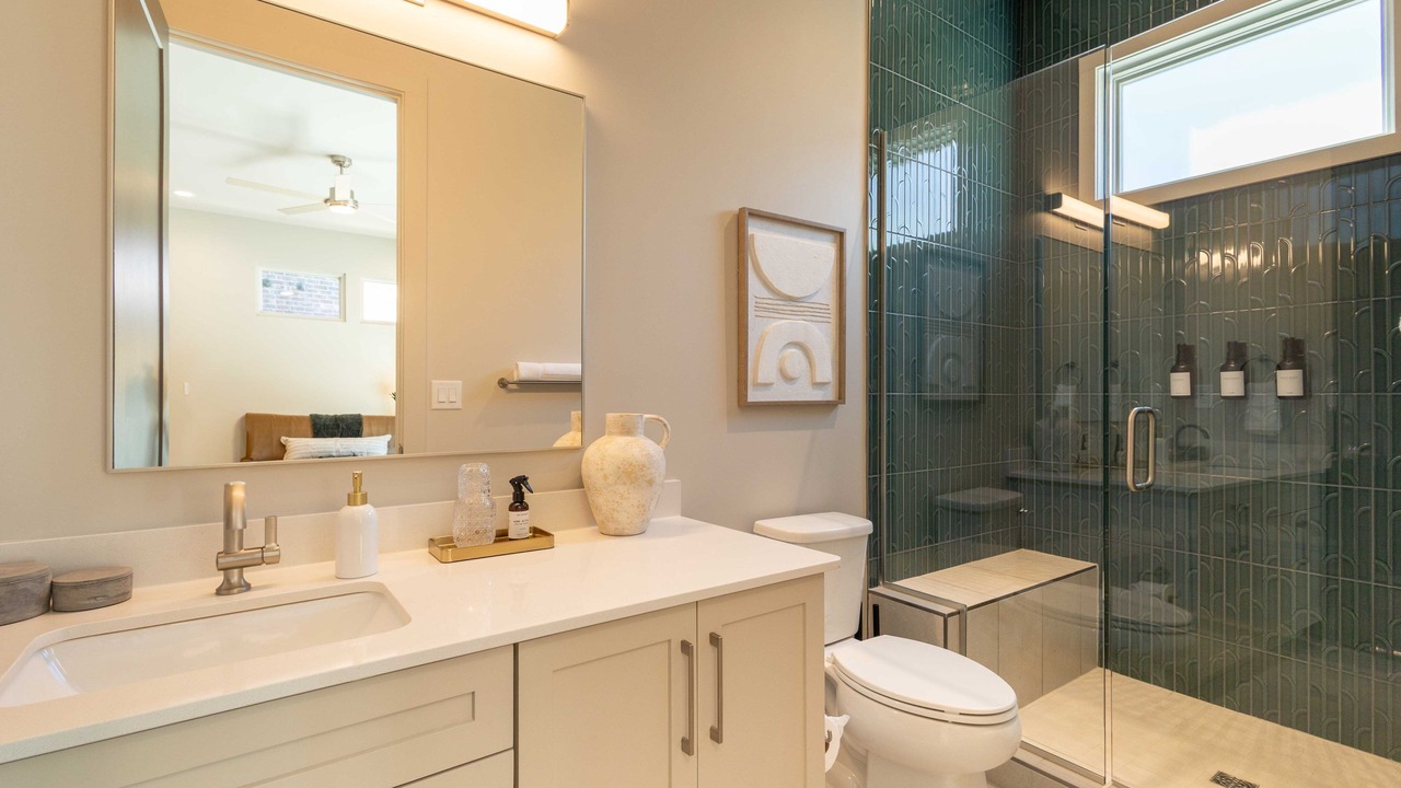 Photo of Bathroom in Historic Edgefield