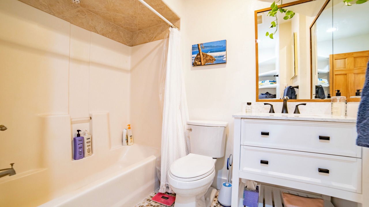 Photo of Bathroom in Kuau
