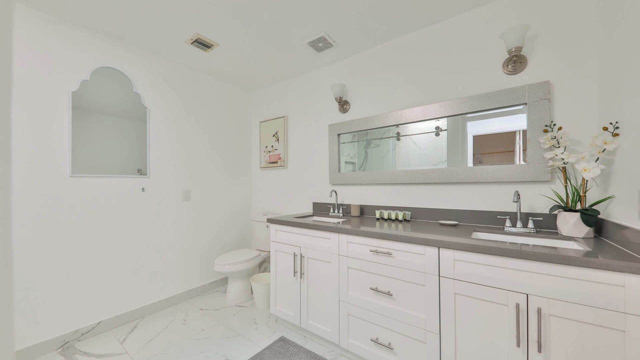 Photo of Bathroom in Ives Estates