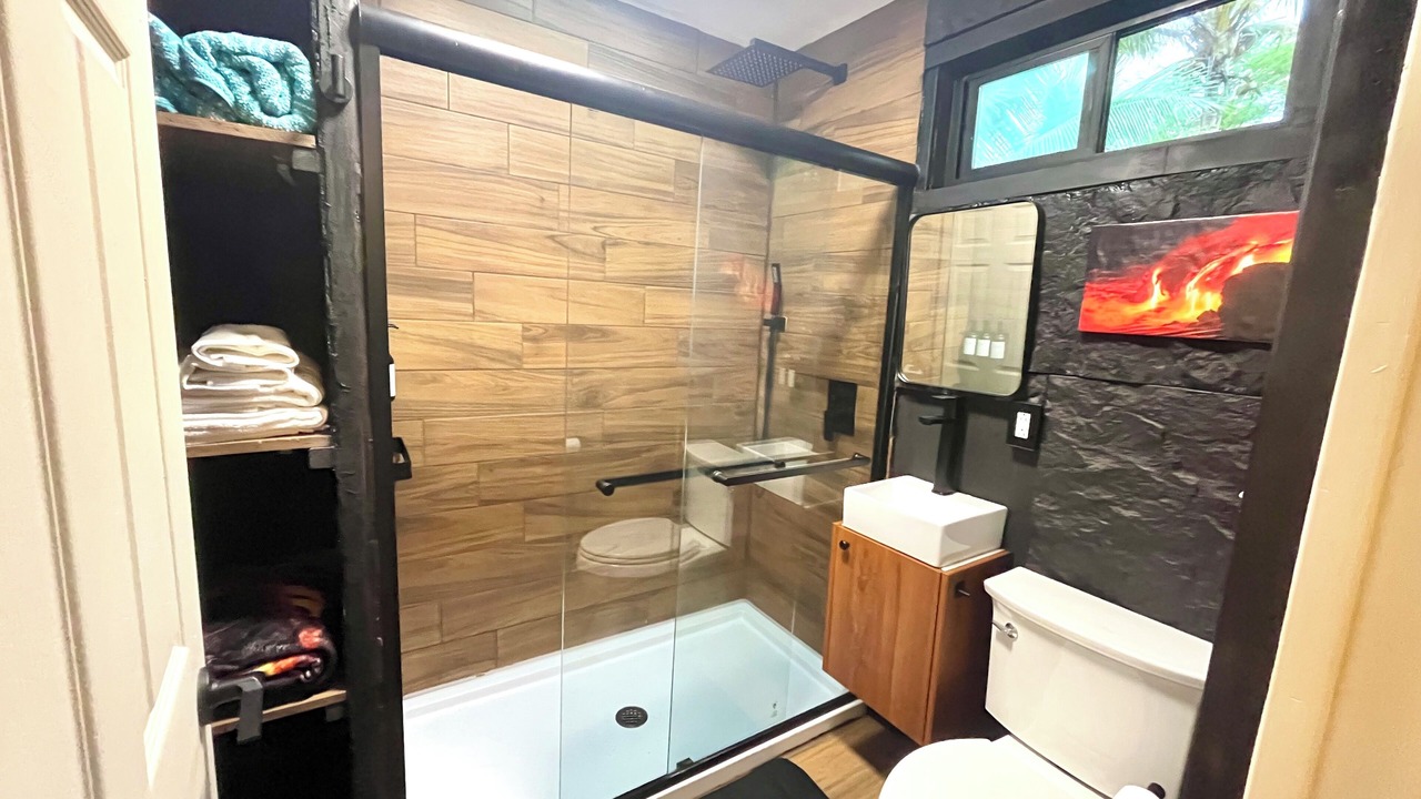 Photo of Bathroom in Kapoho
