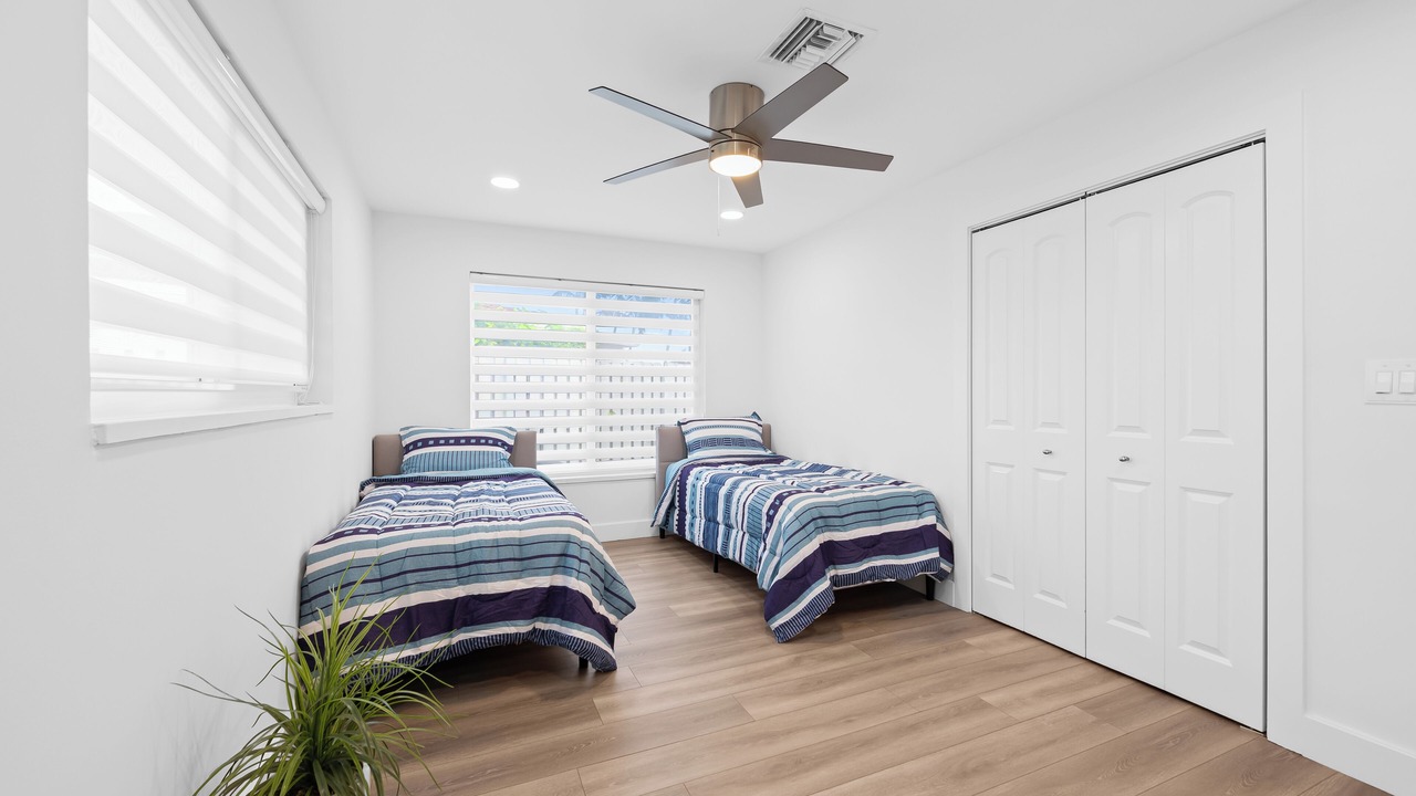 Photo of Bedroom in Garden Isles