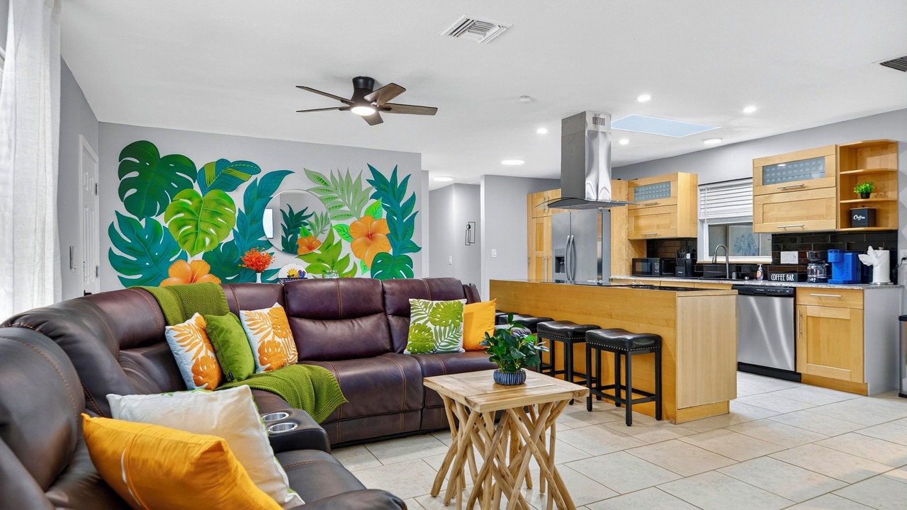 Photo of Livingroom in Sarasota Springs