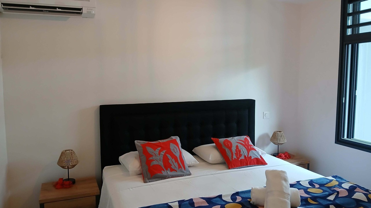 Photo of Bedroom in Faaa