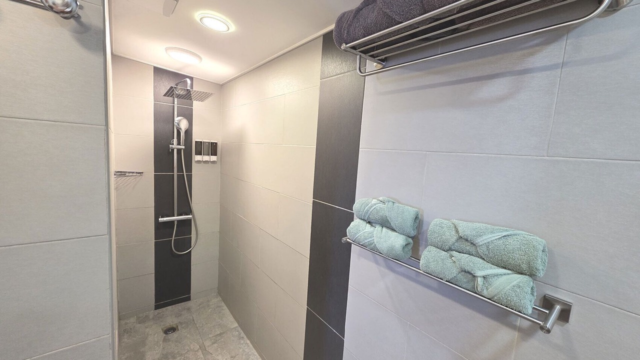 Photo of Bathroom in Punaauia