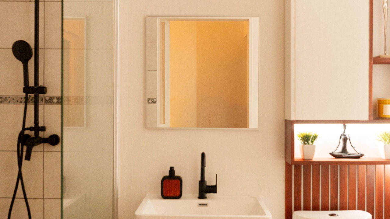 Photo of Bathroom in Faaa