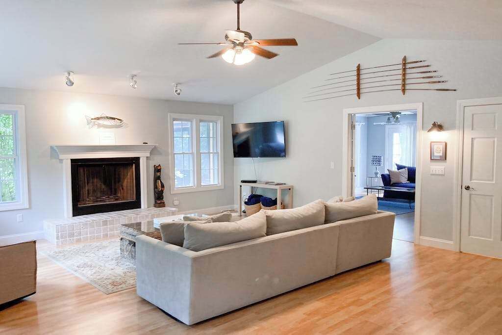 Photo of Livingroom in Harbert