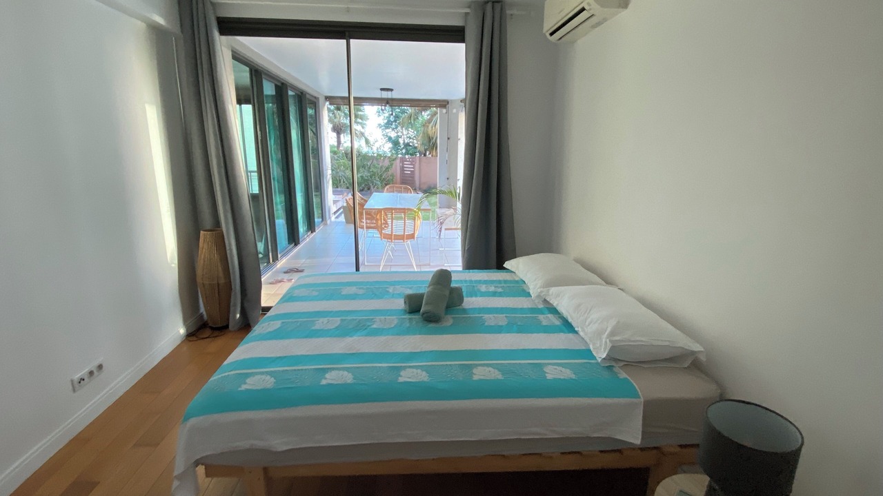 Photo of Bedroom in Punaauia