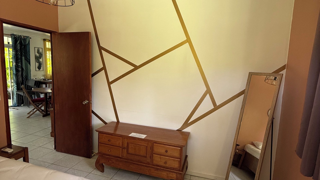 Photo of Bedroom in Teahupoo