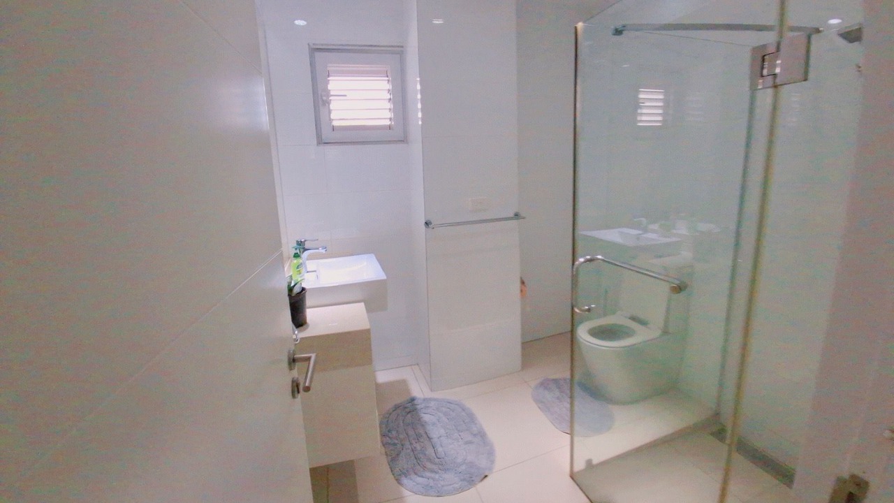 Photo of Bathroom in Wailoloa