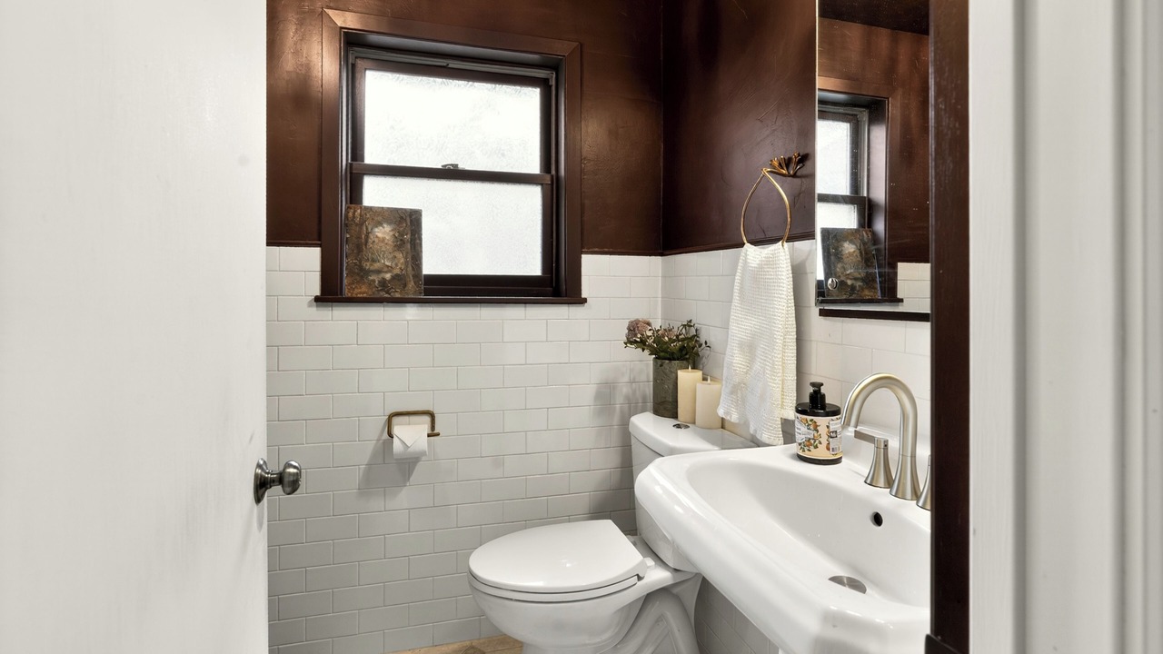 Photo of Bathroom in North Admiral