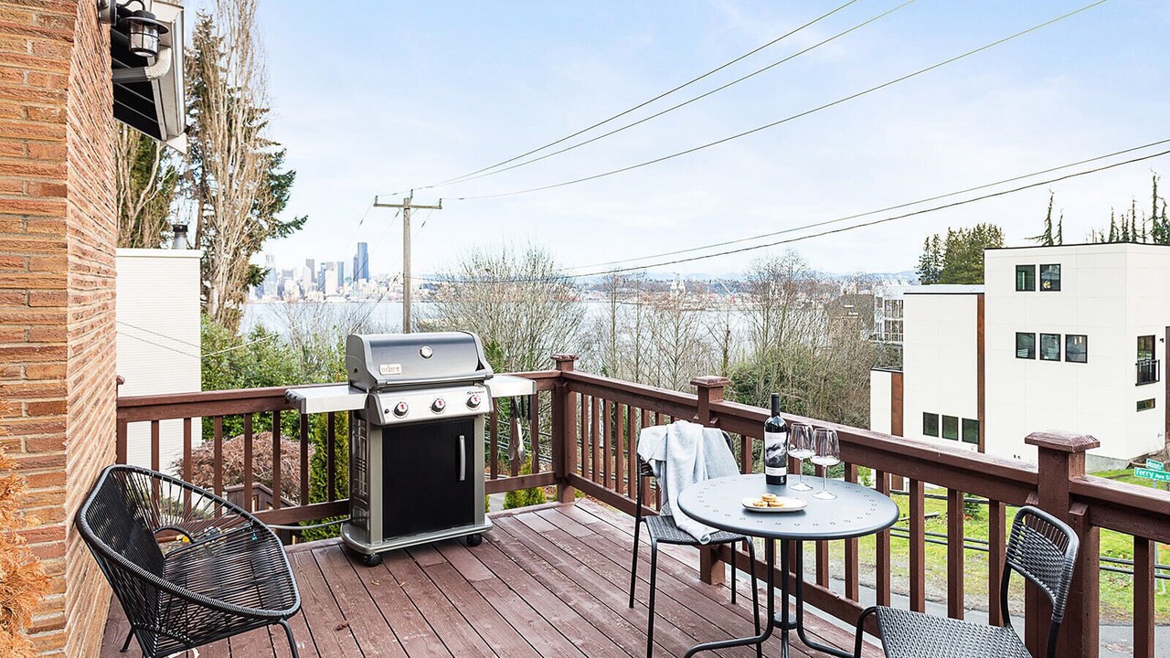 Photo of Outdoor in North Admiral