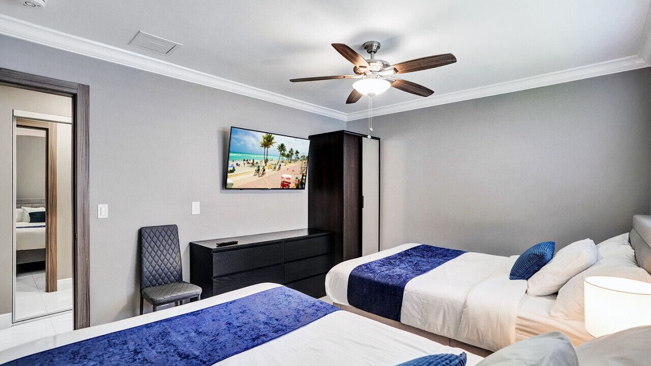 Photo of Bedroom in South Lake