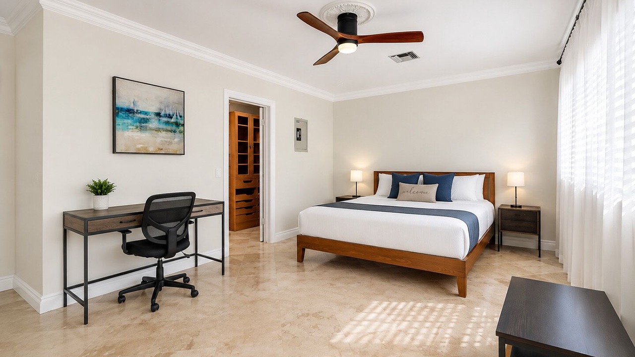 Photo of Bedroom in South Lake