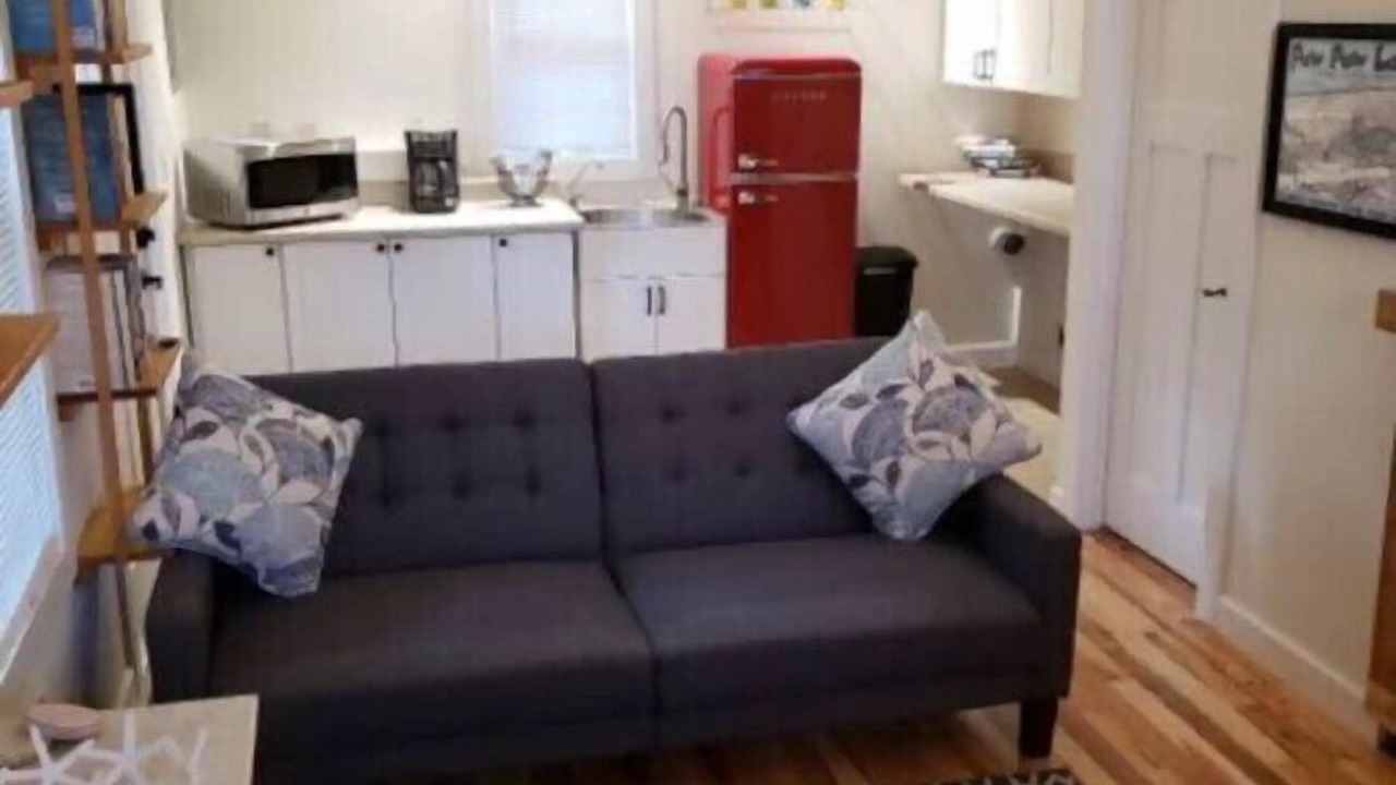 Photo of Livingroom in Paw Paw Lake