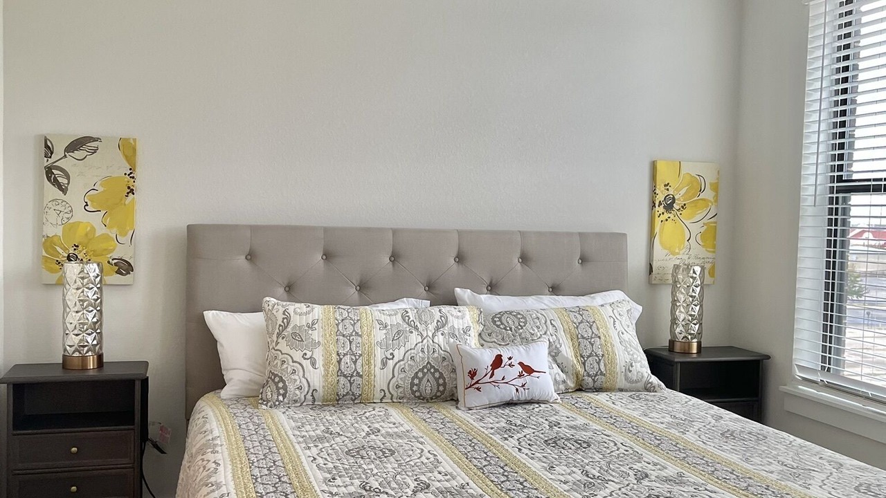 Photo of Bedroom in Near East Side