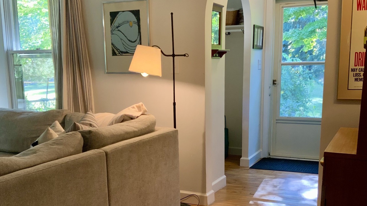 Photo of Livingroom in Lake Michigan Beach