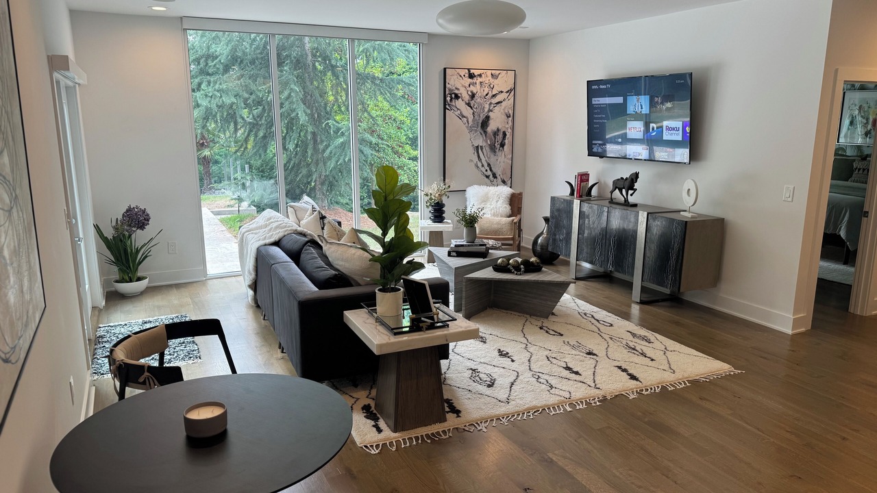 Photo of Livingroom in Lavista Park