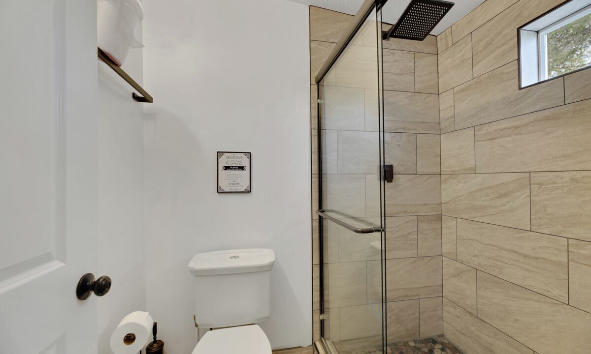Photo of Bathroom in Rancho Oakey