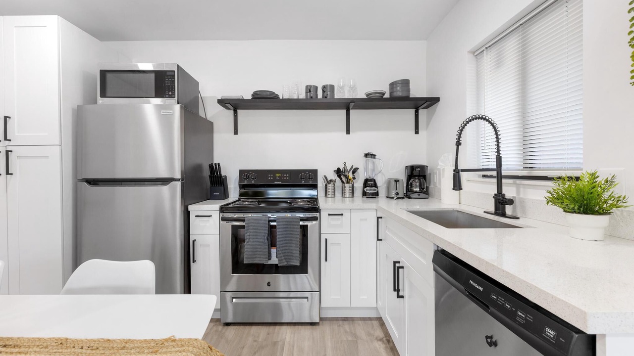 Photo of Kitchen in Poinsettia Heights