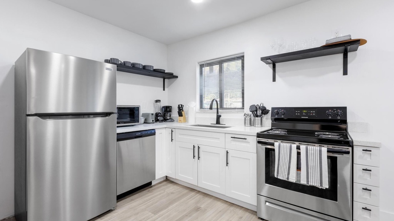 Photo of Kitchen in Poinsettia Heights