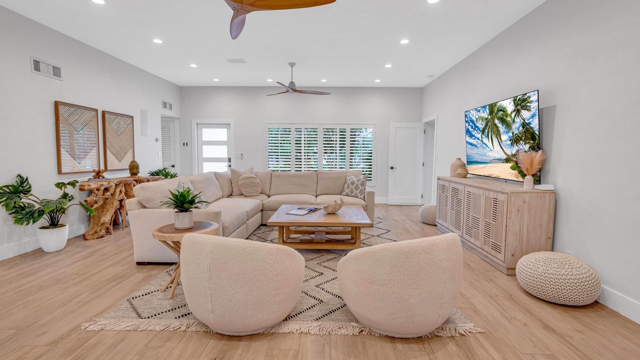 Photo of Bedroom in Poinsettia Heights