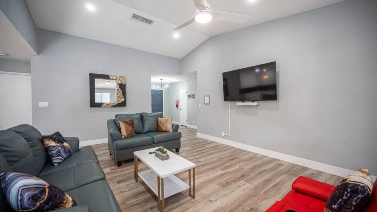 Photo of Livingroom in Summerlin