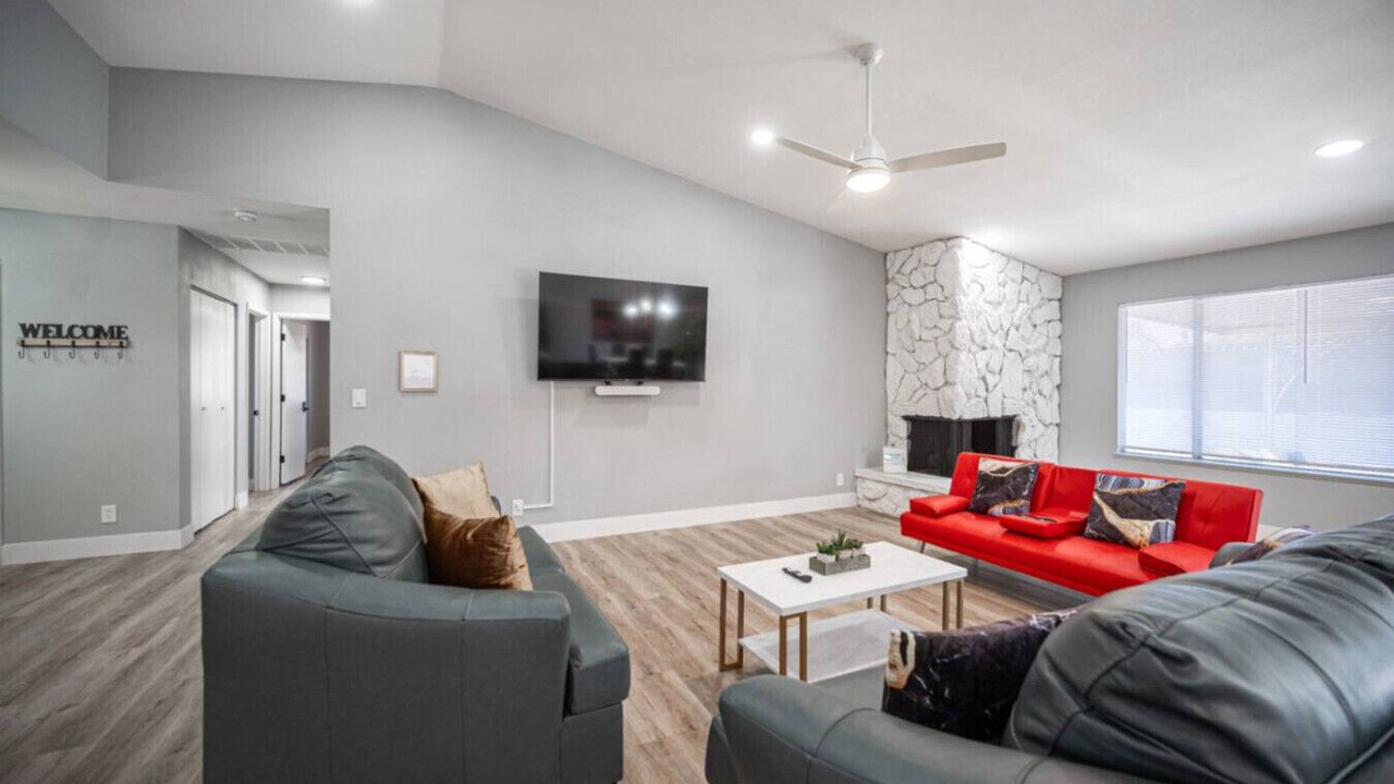 Photo of Livingroom in Summerlin