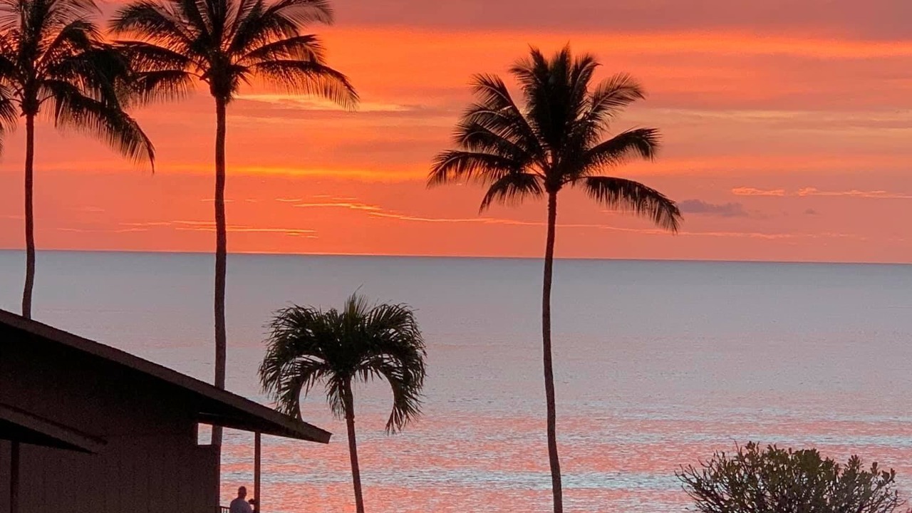 Photo of Others in Kahana