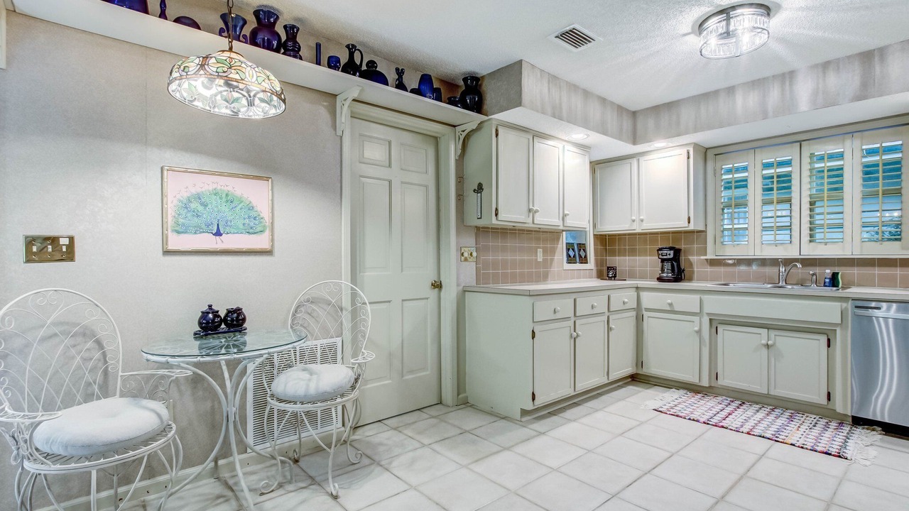 Photo of Kitchen in Amelia City