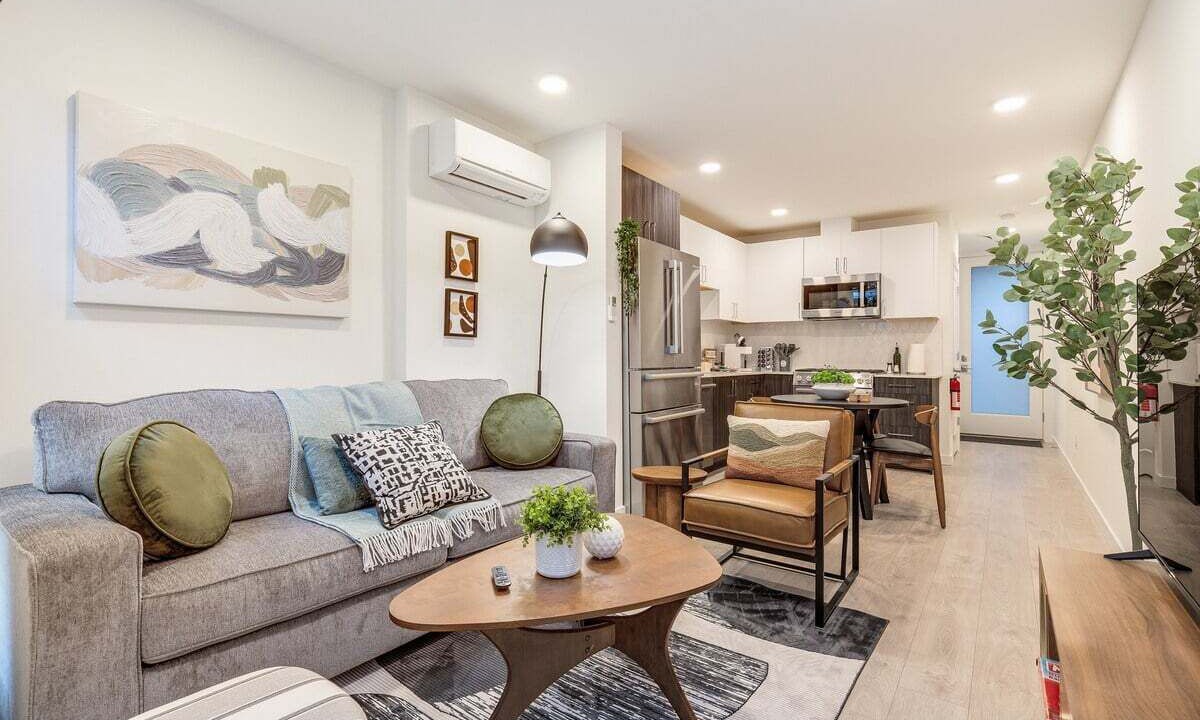 Photo of Livingroom in Broadway