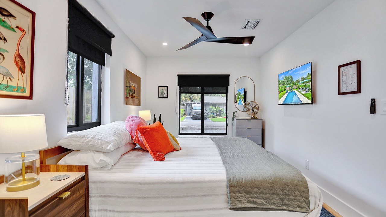 Photo of Bedroom in Lake Ridge