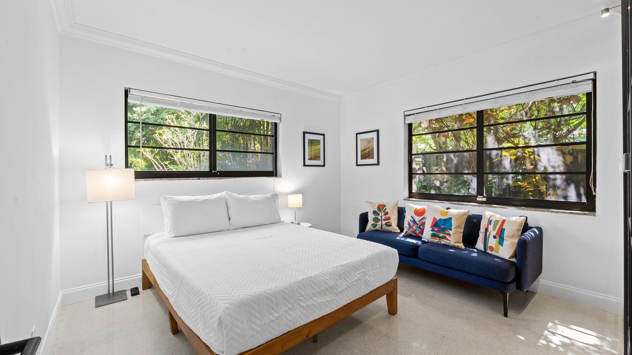 Photo of Bedroom in Poinsettia Heights