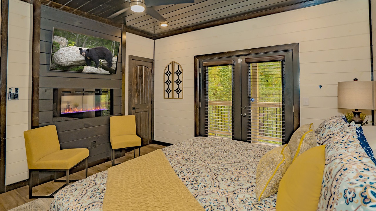 Photo of Bedroom in Chalet Village