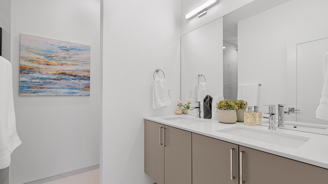 Photo of Bathroom in Broadway