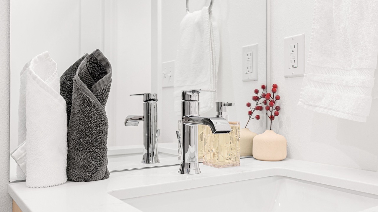 Photo of Bathroom in Broadway