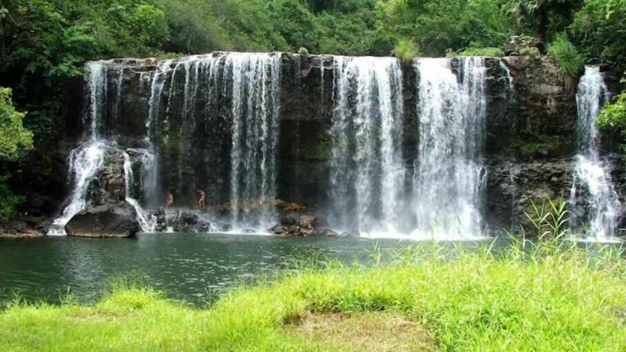 Photo of Others in Kaiulani